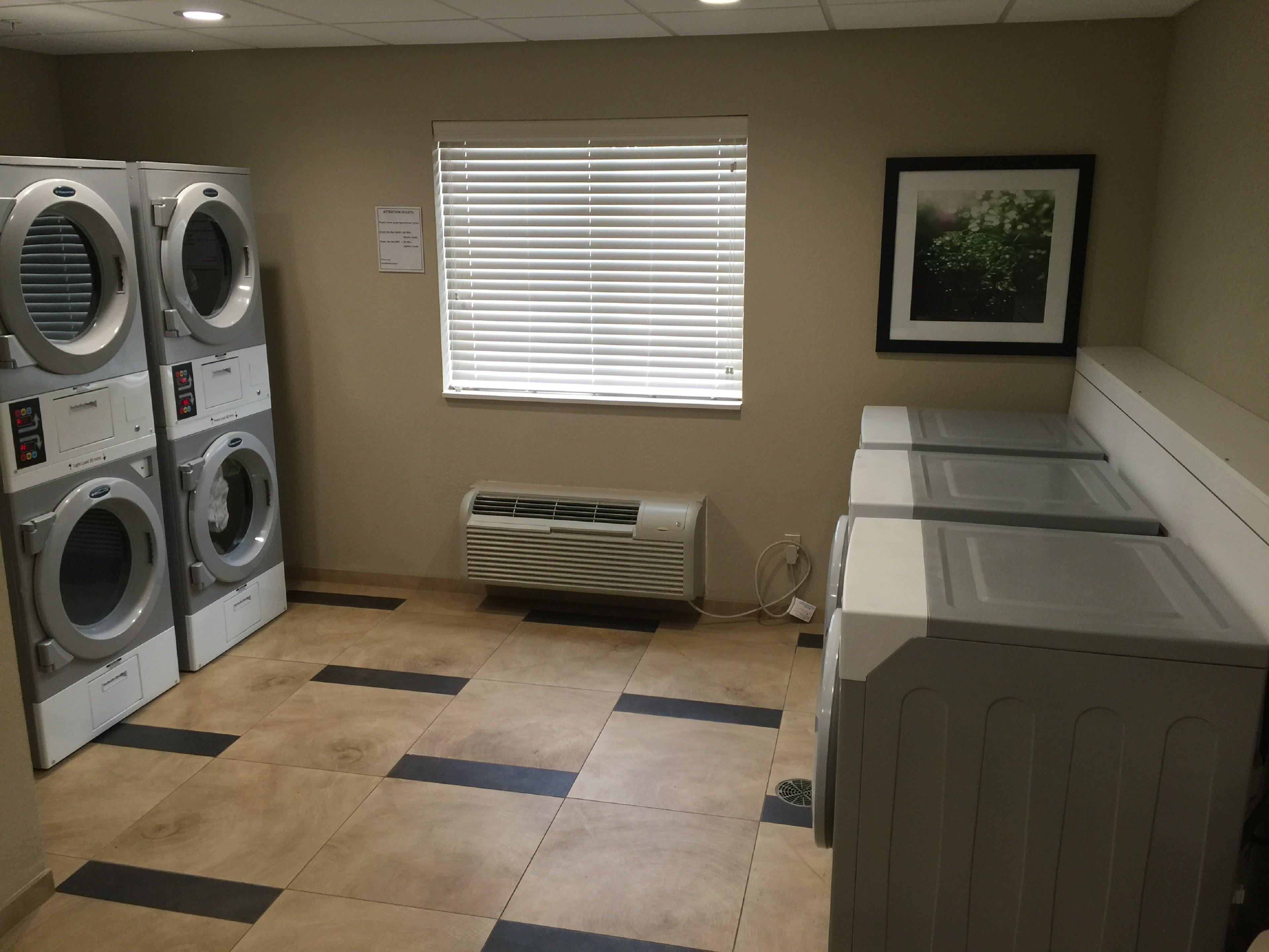 Candlewood Suites Woodward By Ihg Exteriör bild